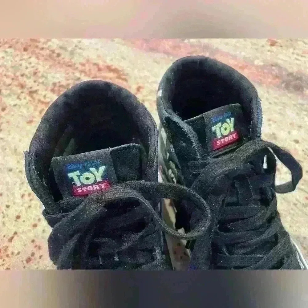 Vans x Disney TOY STORY Sk8-Hi Pixar Buzz Lightyear Suede Mens 7 Shoes 721278 - Picture 11 of 15